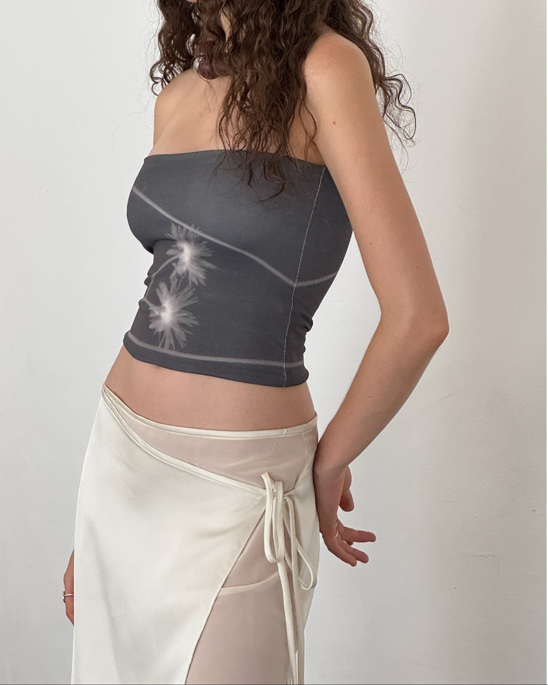 Dhok Ya Tube Top